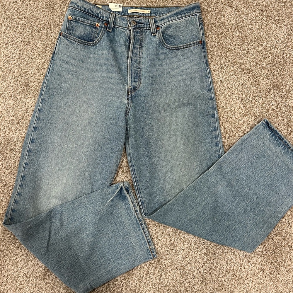 Levi’s Ribcage Straight Ankle